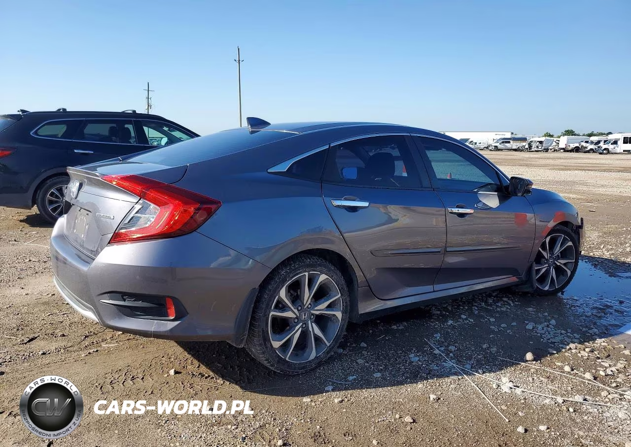 2019 Honda Civic Touring VIN:19XFC1F93KE007290 - 3