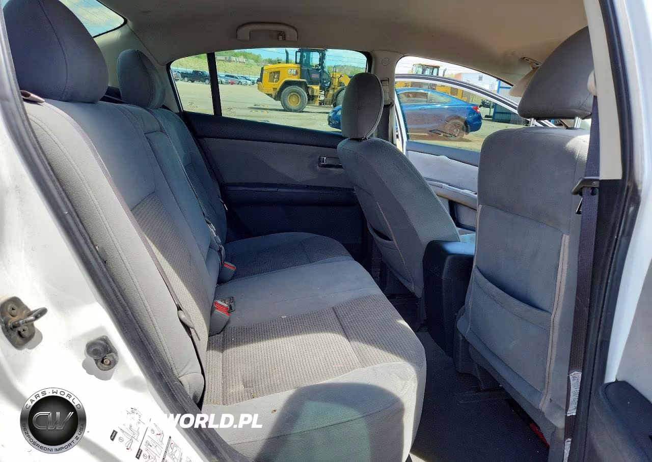 2010 Nissan Sentra 2.0 VIN:3N1AB6APXAL670286 - 10