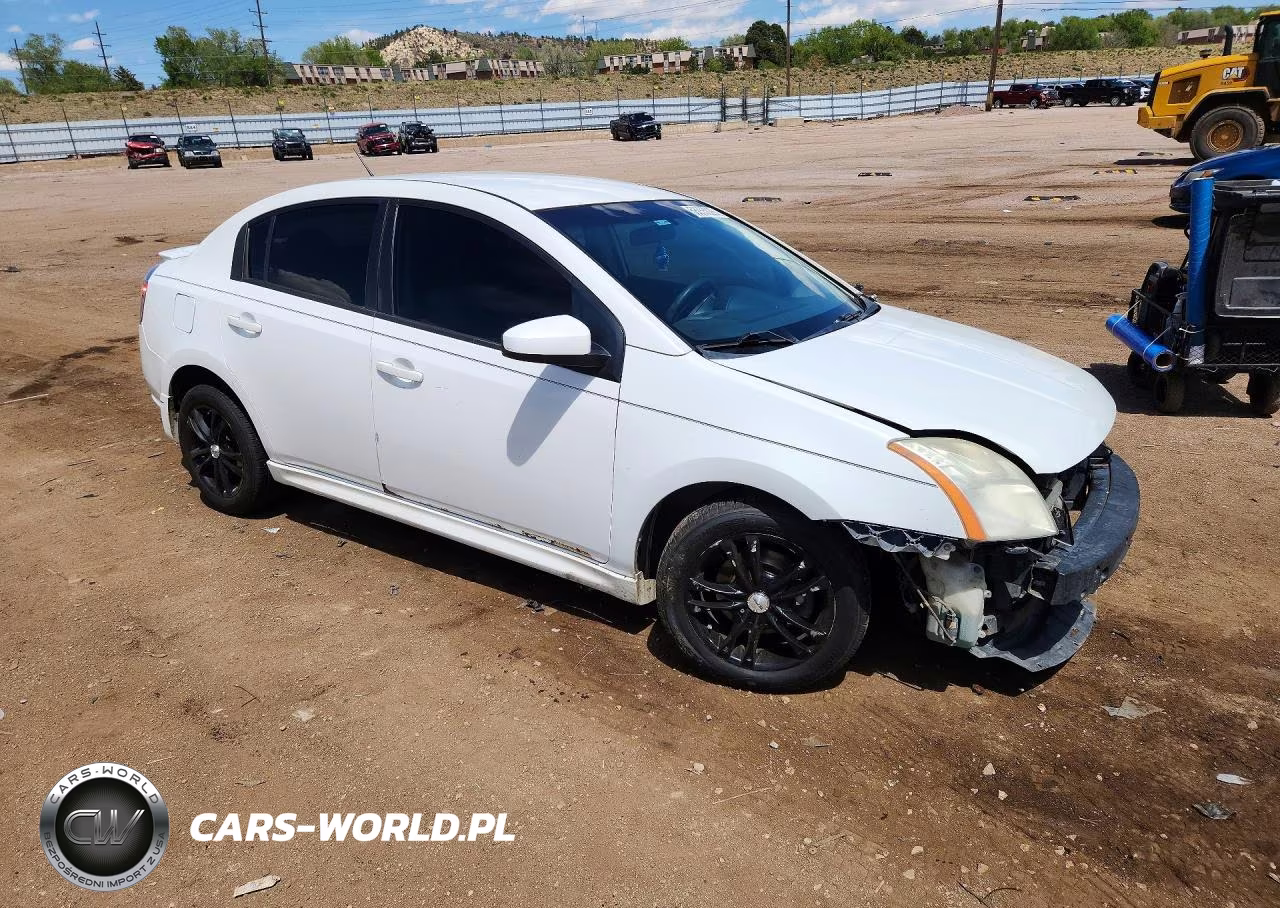2010 Nissan Sentra 2.0 VIN:3N1AB6APXAL670286 - 4