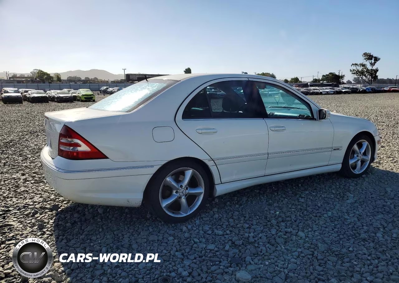 2005 Mercedes-Benz C 230K Sport Sedan VIN:WDBRF40JX5F686301 - 3