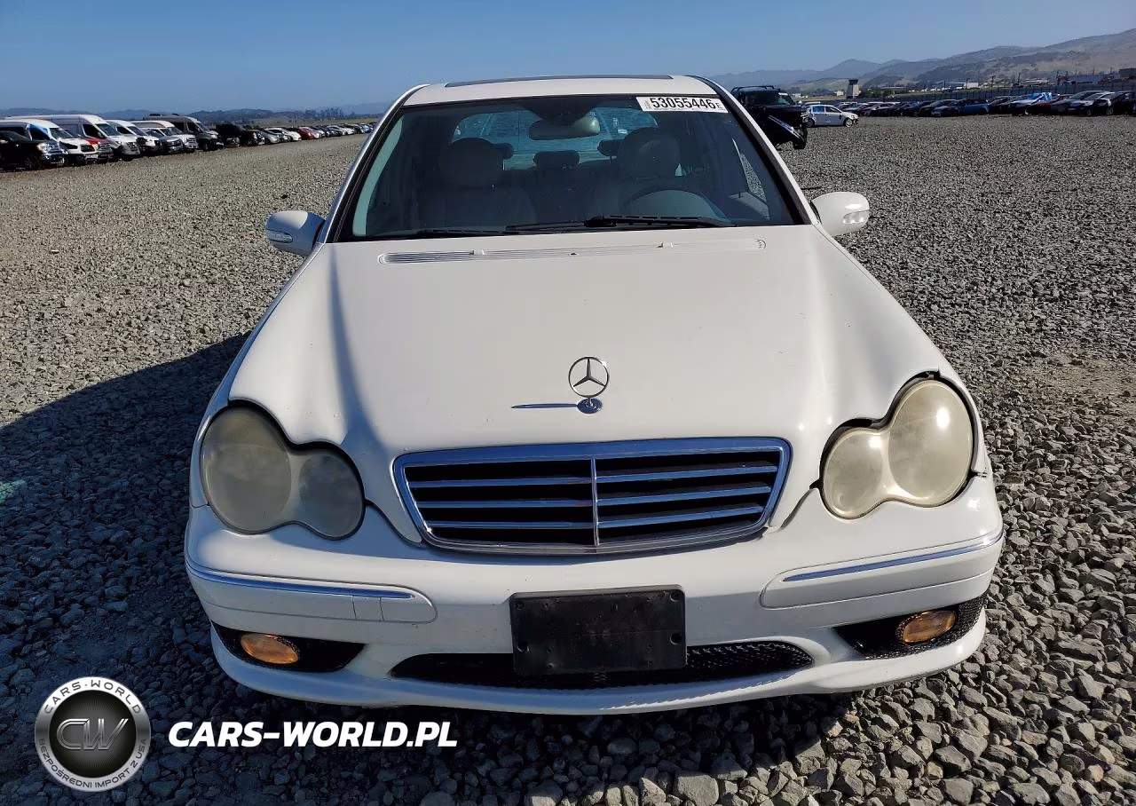 2005 Mercedes-Benz C 230K Sport Sedan VIN:WDBRF40JX5F686301 - 5