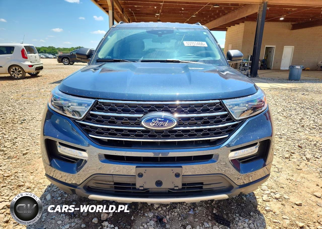 2024 Ford Explorer Xlt VIN:1FMSK7DHXRGA14077 - 5