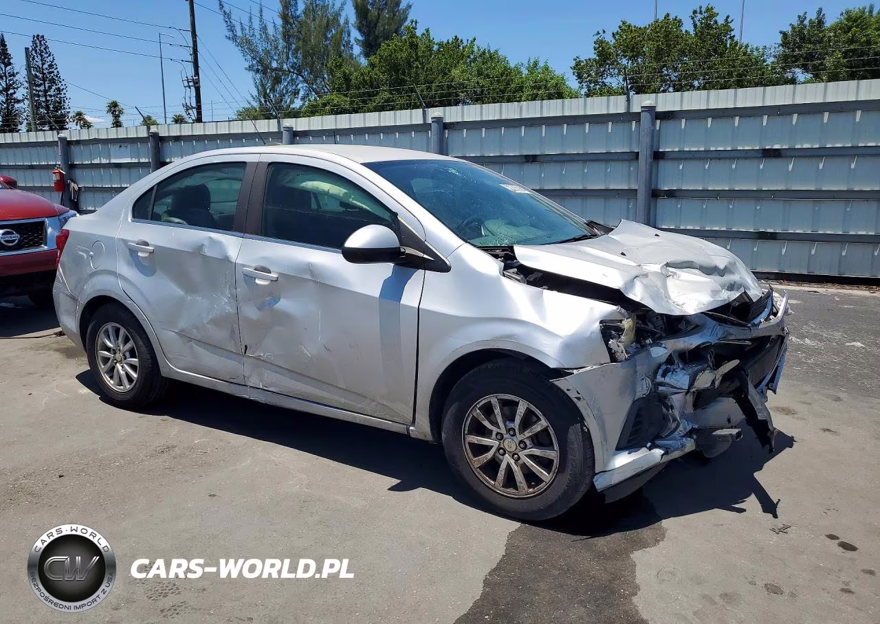 2017 Chevrolet Sonic Lt VIN:1G1JD5SH6H4176962 - 4