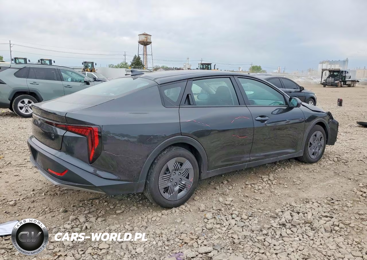 2025 Kia K4 Lx VIN:3KPFT4DE7SE181588 - 3