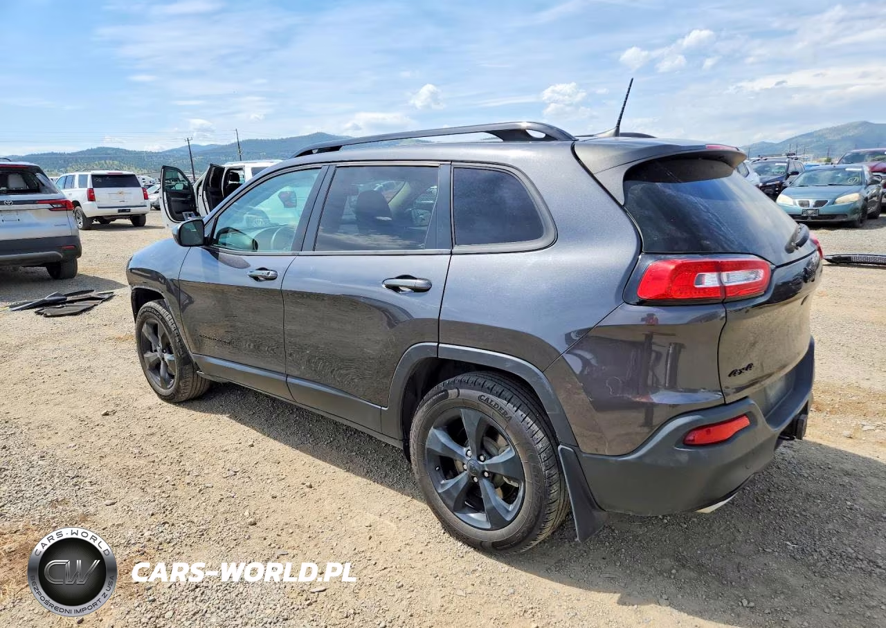 2016 Jeep Cherokee Latitude VIN:1C4PJMCS7GW110857 - 2