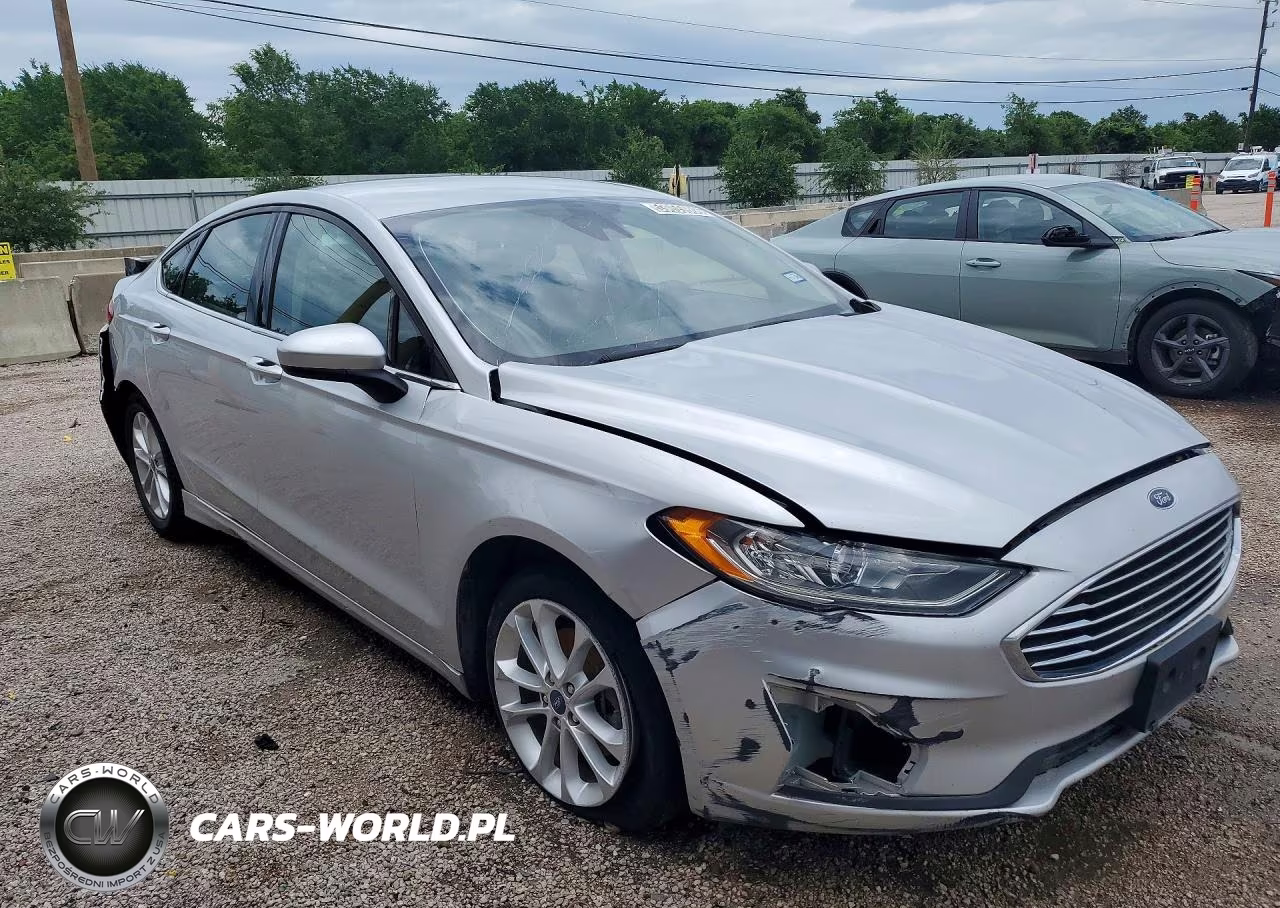 2019 Ford Fusion Se VIN:3FA6P0HD2KR239801 - 4