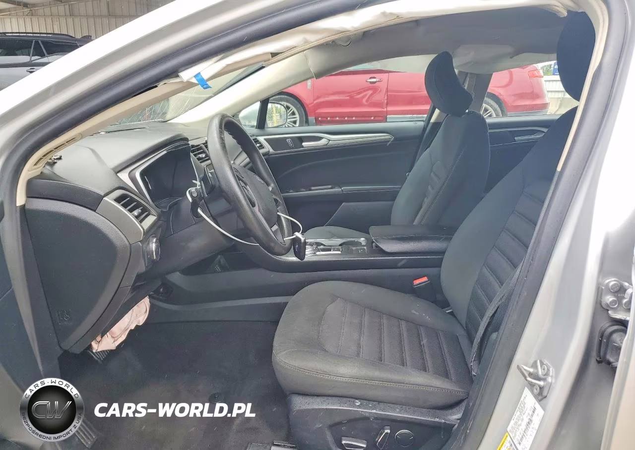 2019 Ford Fusion Se VIN:3FA6P0HD2KR239801 - 7