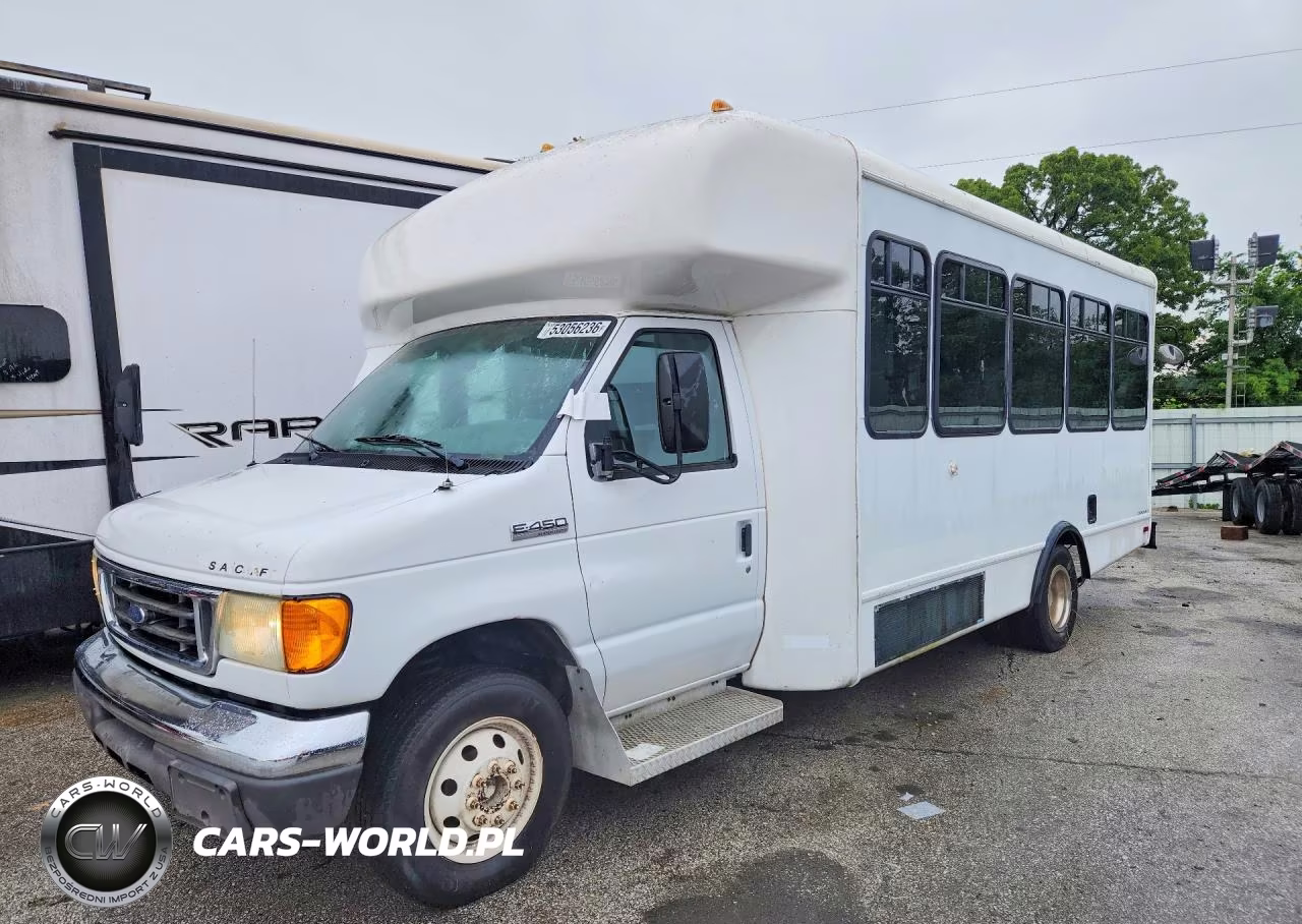 2006 Ford Econoline E450 Super Duty Cutaway Van