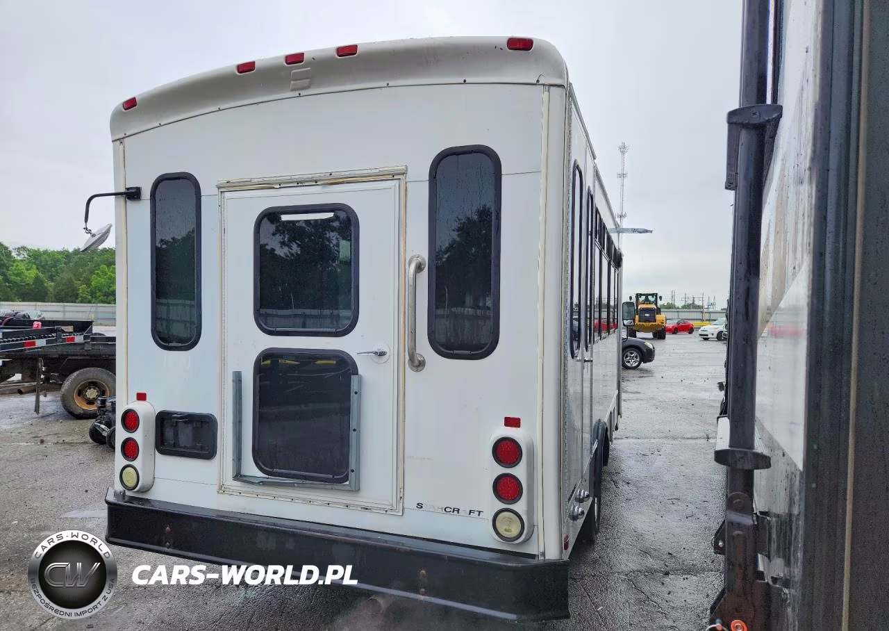 2006 Ford Econoline E450 Super Duty Cutaway Van VIN:1FDXE45S66DB29794 - 3