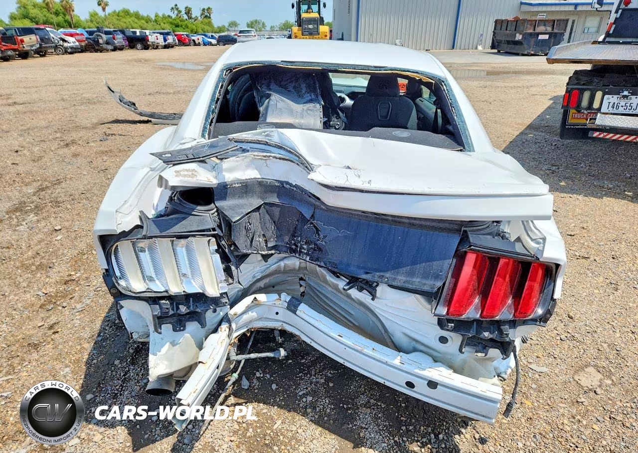 2017 Ford Mustang VIN:1FA6P8TH5H5226951 - 6