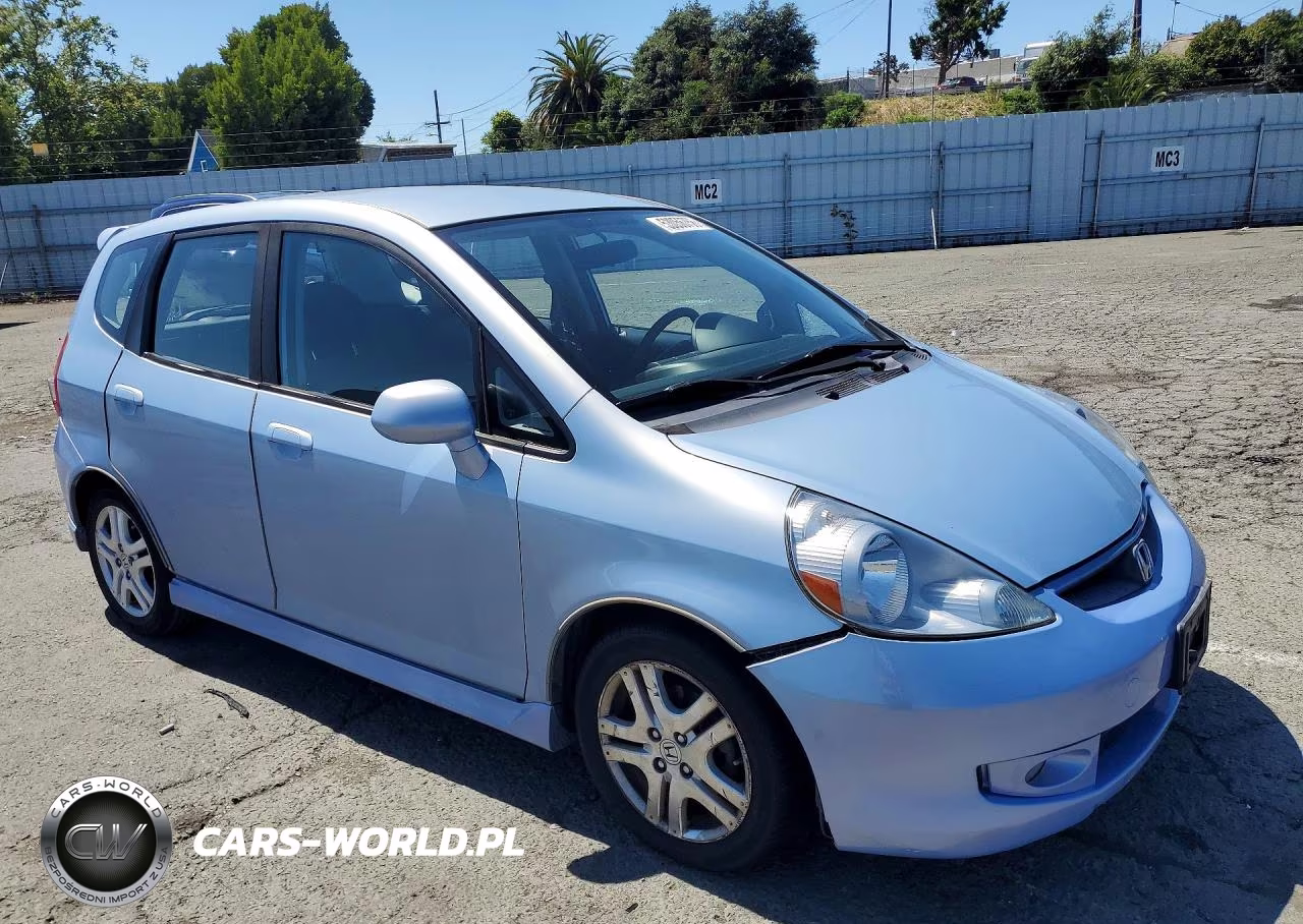 2008 Honda Fit Sport VIN:JHMGD38698S053940 - 4