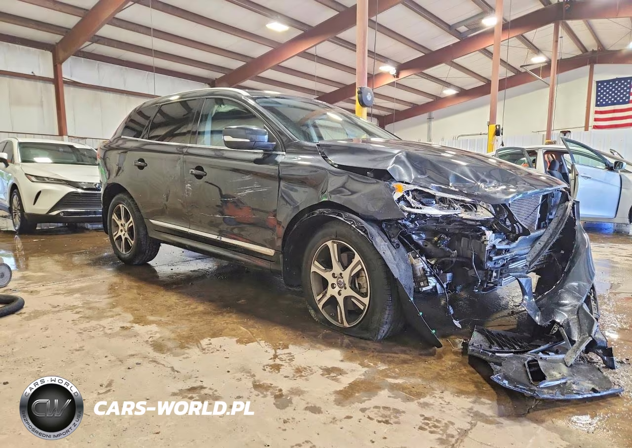 2015 Volvo Xc60 T6 Premier+ VIN:YV4902RC7F2619186 - 4