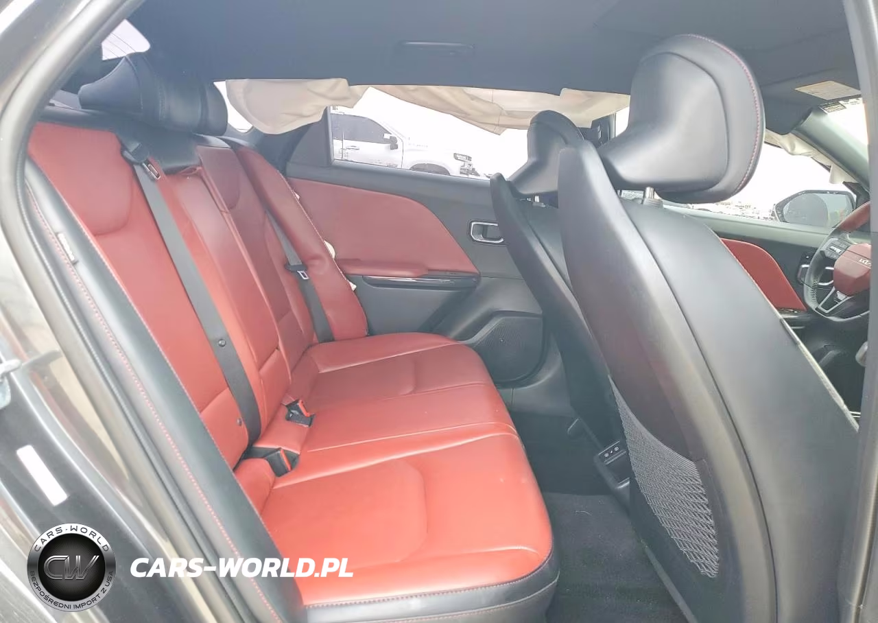 2025 Kia K4 Gt-Line Turbo VIN:3KPFW4DC0SE067955 - 10