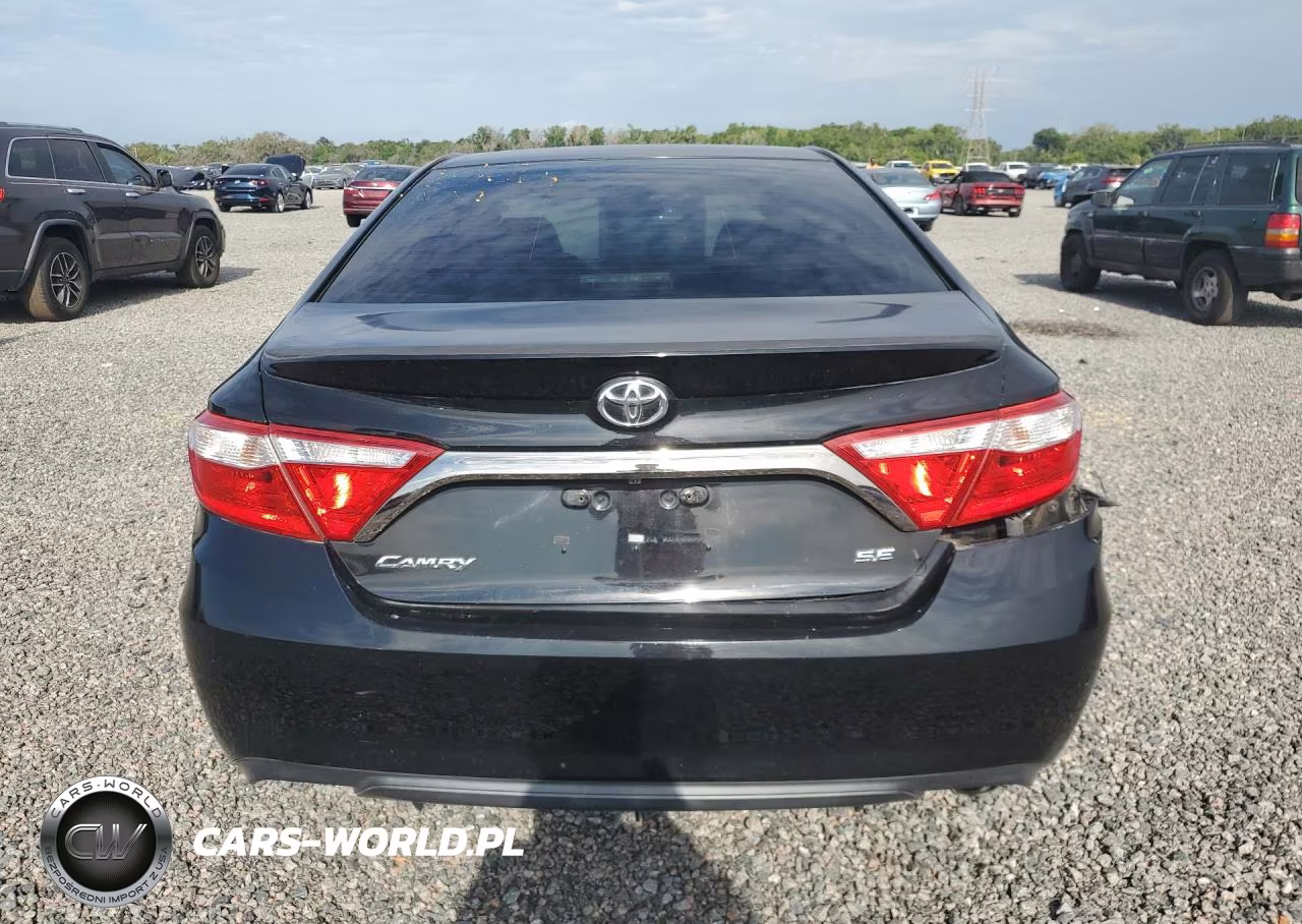 2015 Toyota Camry Se VIN:4T1BF1FK1FU038744 - 6