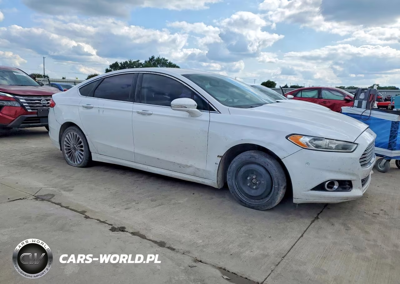 2016 Ford Fusion Titanium VIN:3FA6P0K91GR400179 - 4