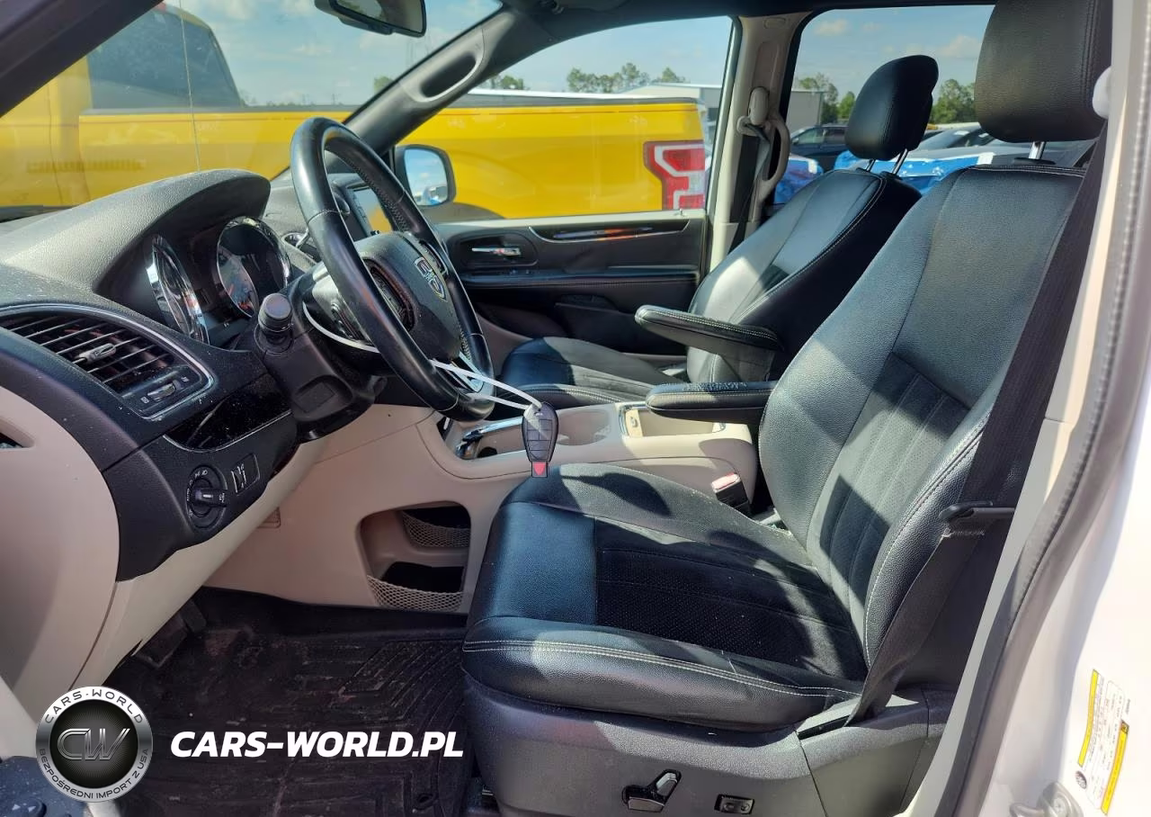 2018 Dodge Grand Caravan Sxt VIN:2C4RDGCG7JR209448 - 7