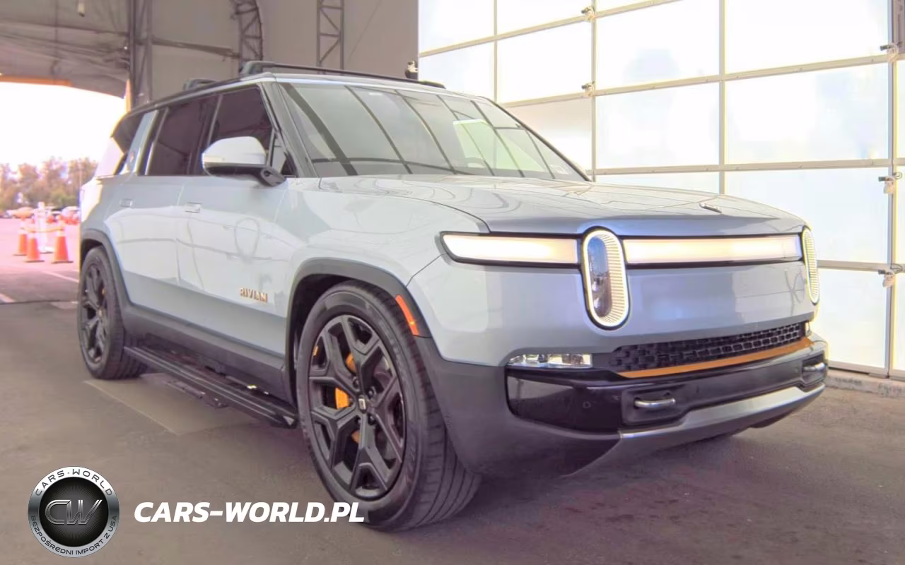 2023 Rivian R1S Adventure