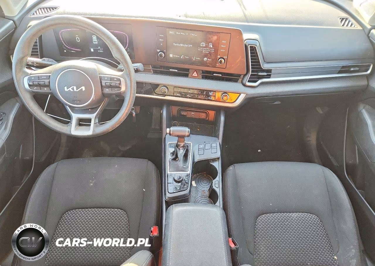 2024 Kia Sportage Lx VIN:KNDPUCDF3R7213418 - 8