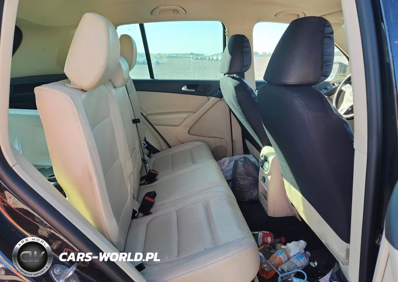 2014 Volkswagen Tiguan S VIN:WVGAV3AX9EW558660 - 11