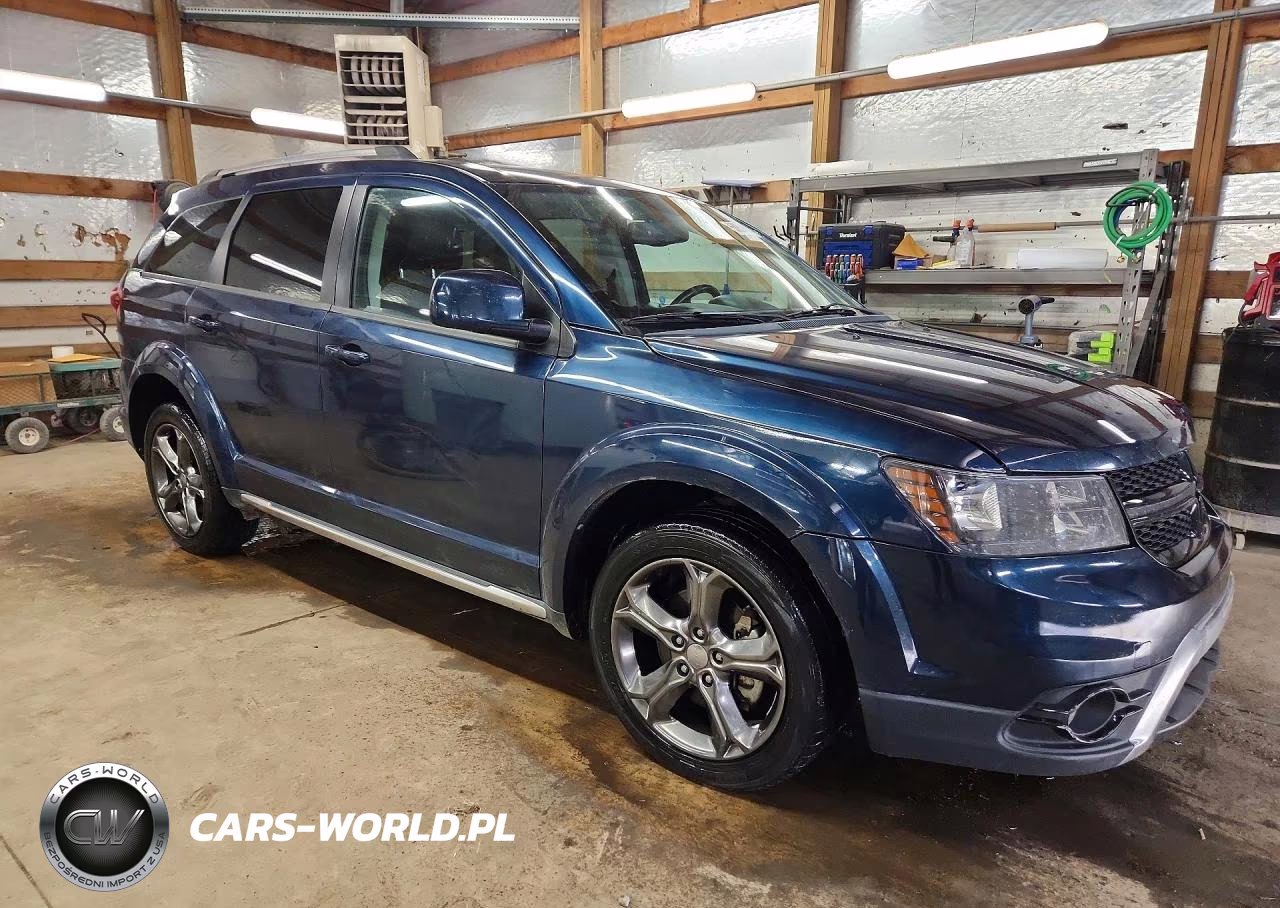 2015 Dodge Journey Crossroad VIN:3C4PDCGB2FT752631 - 4