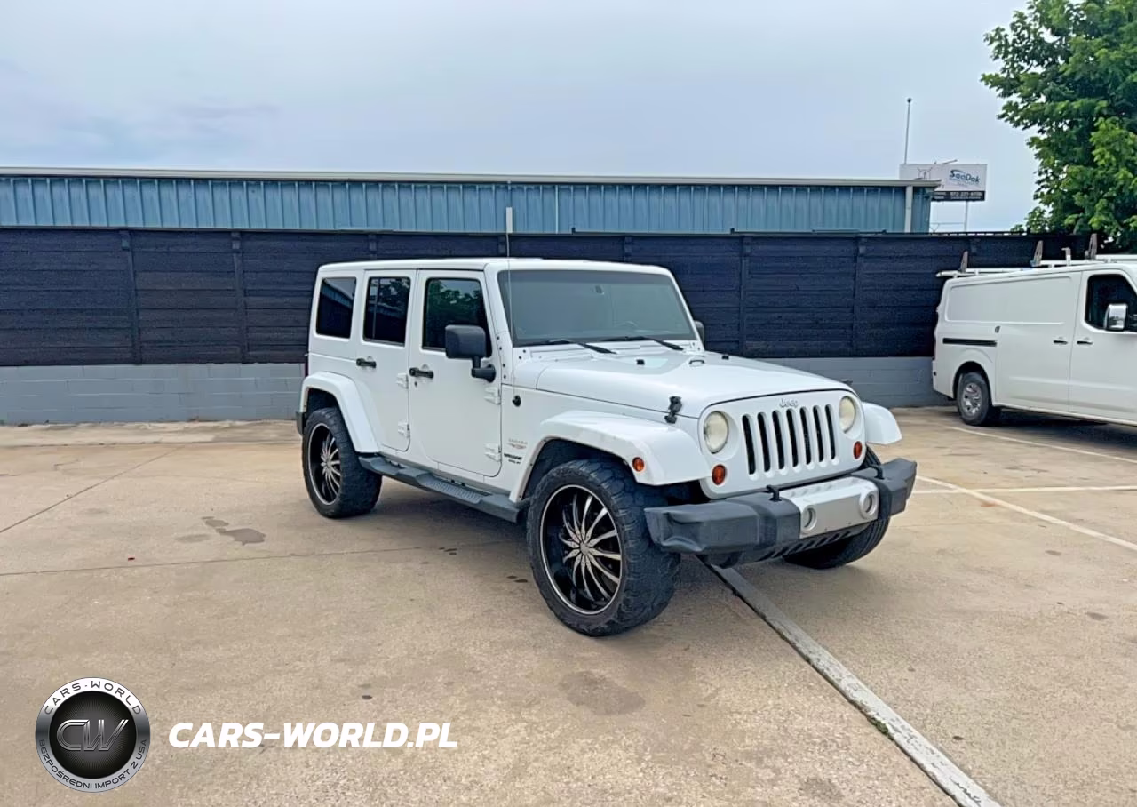 2013 Jeep Wrangler Unlimited Sahara