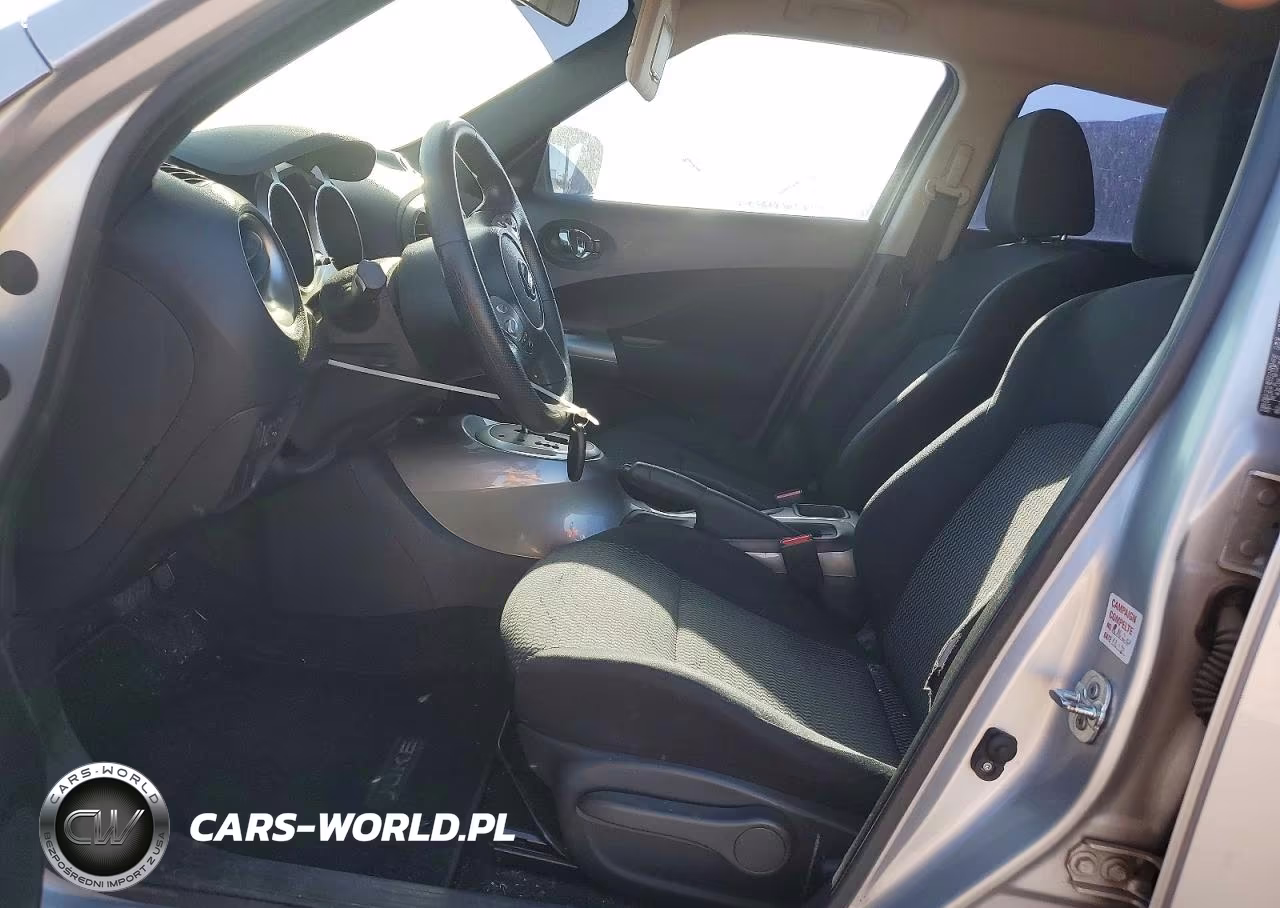 2016 Nissan Juke S VIN:JN8AF5MR7GT602836 - 7