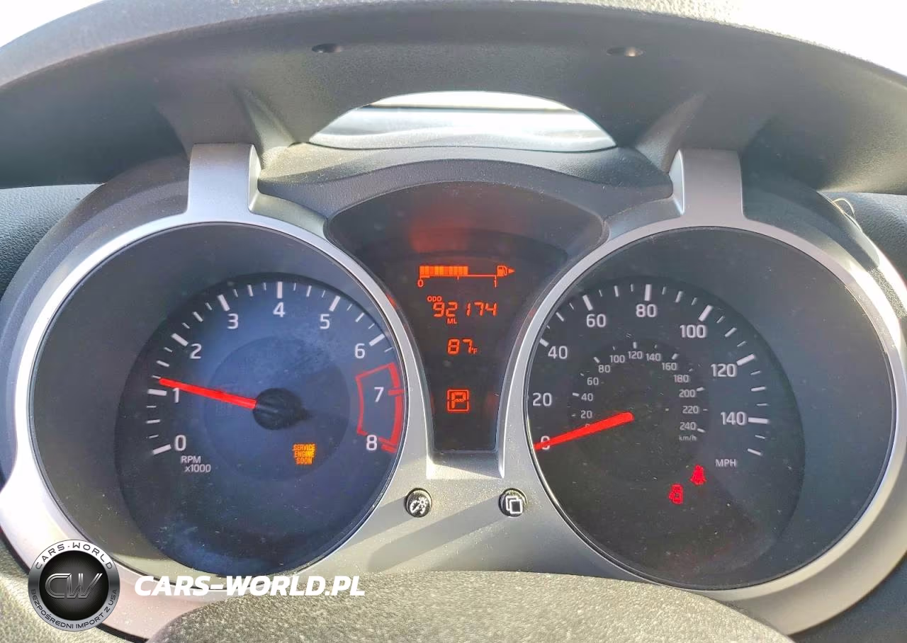 2016 Nissan Juke S VIN:JN8AF5MR7GT602836 - 9