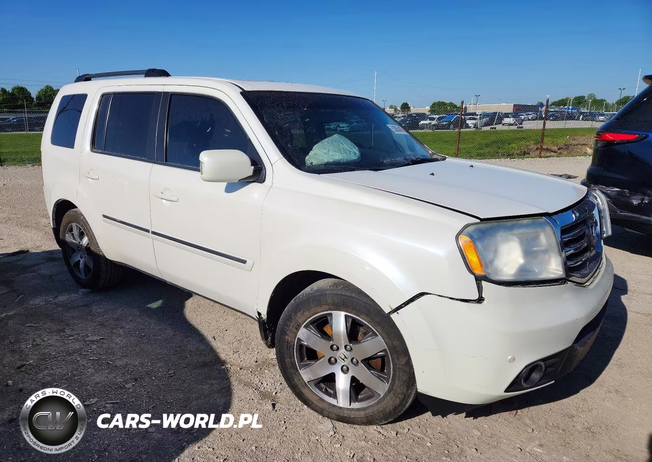2012 Honda Pilot Touring VIN:5FNYF4H92CB011910 - 4