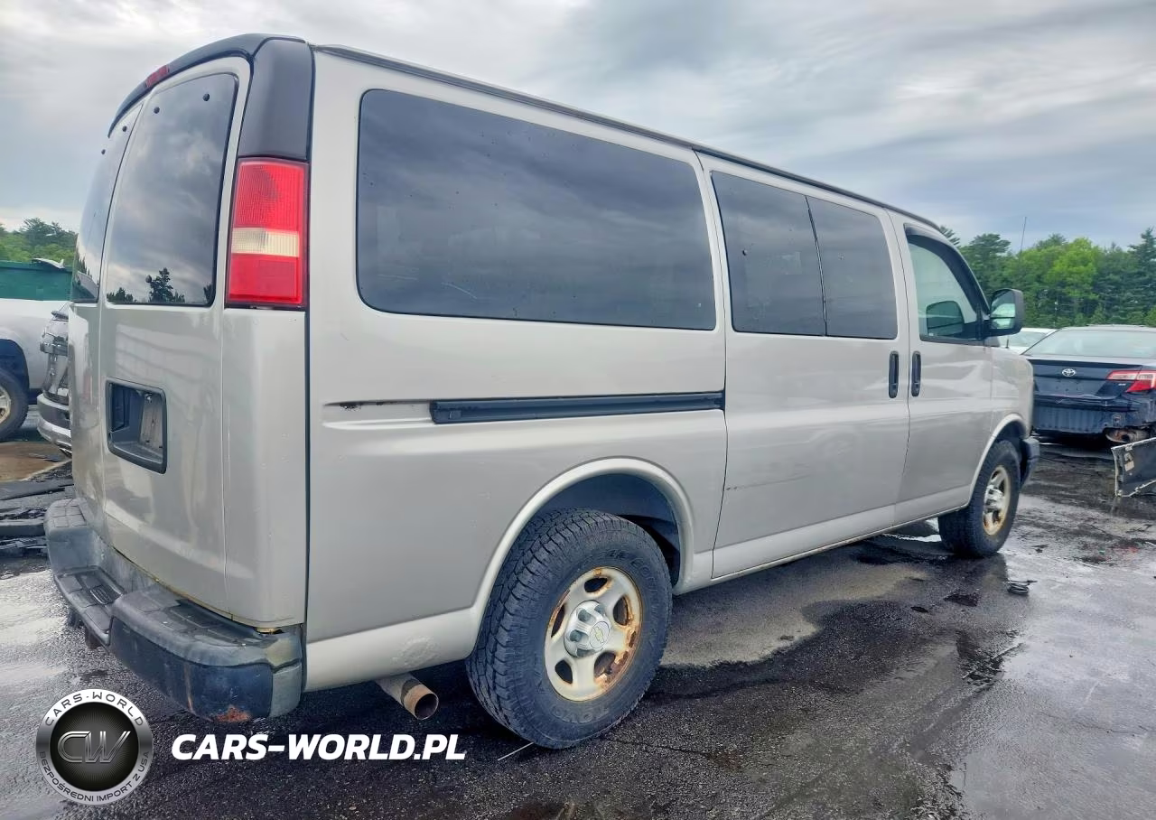 2008 Chevrolet Express G1500 VIN:1GNFH154181206722 - 3