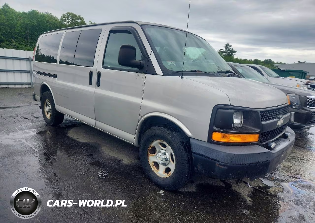 2008 Chevrolet Express G1500 VIN:1GNFH154181206722 - 4