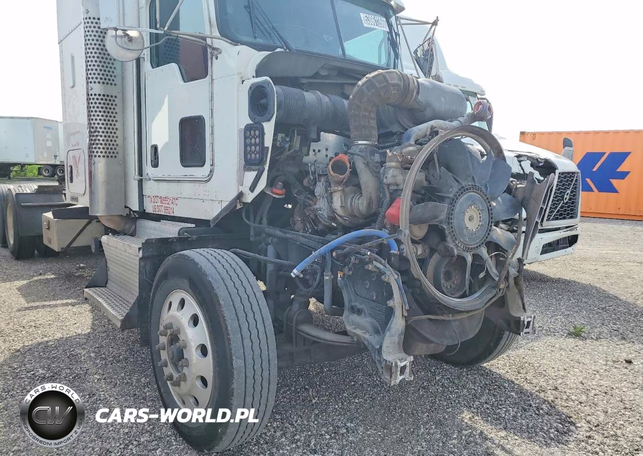 2014 Kenworth T800 Semi Truck VIN:1XKDDP8X2EJ411261 - 9