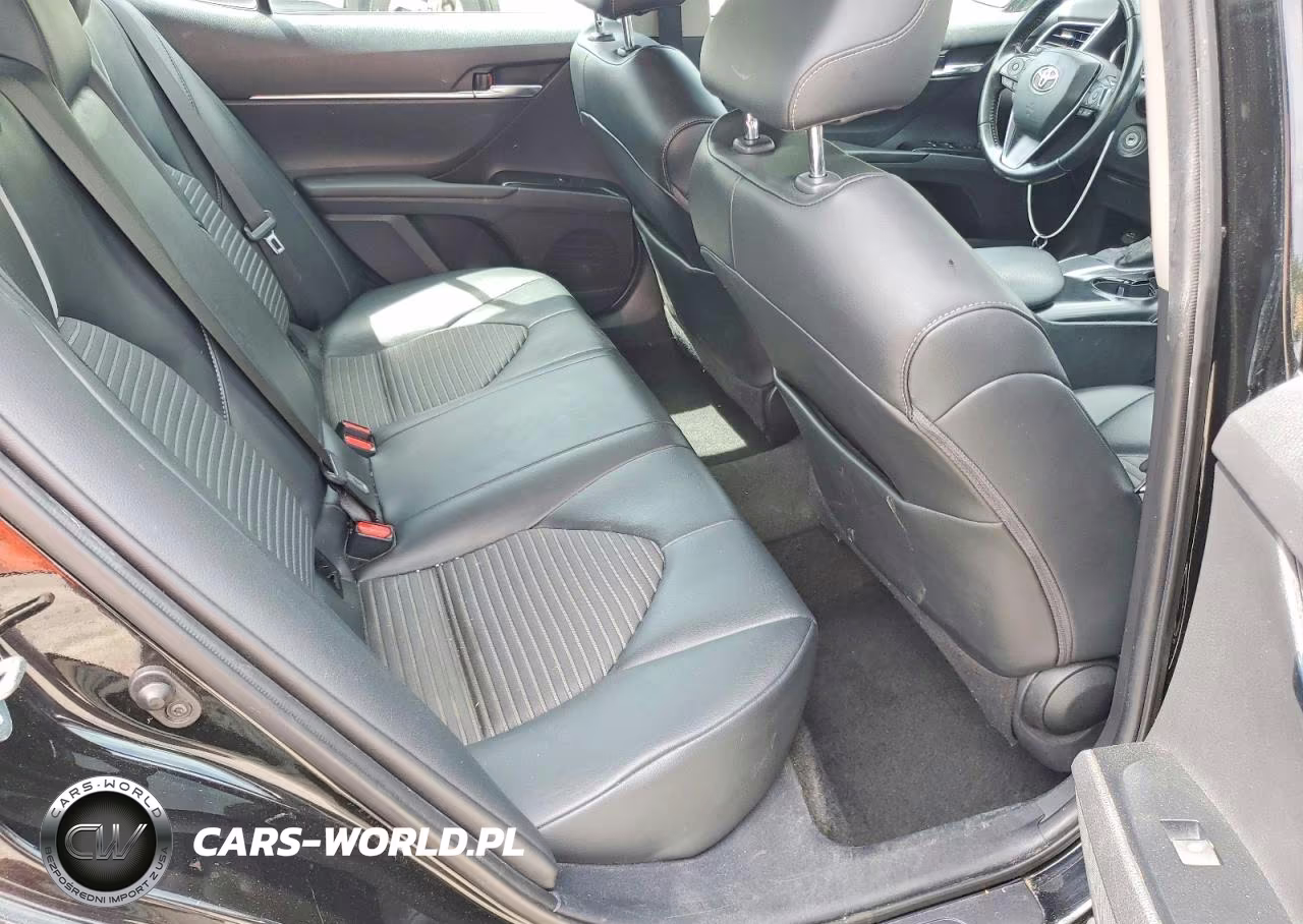 2020 Toyota Camry Se Nightshade VIN:4T1G11AK5LU392340 - 10