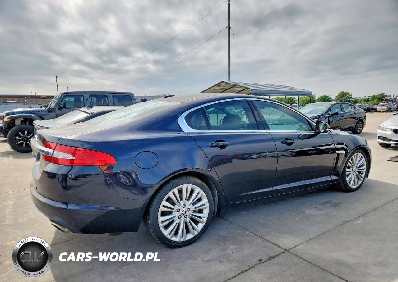 2012 Jaguar Xf Portfolio VIN:SAJWA0HB2CLS27904 - 3