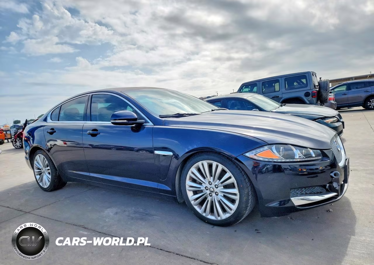 2012 Jaguar Xf Portfolio VIN:SAJWA0HB2CLS27904 - 4