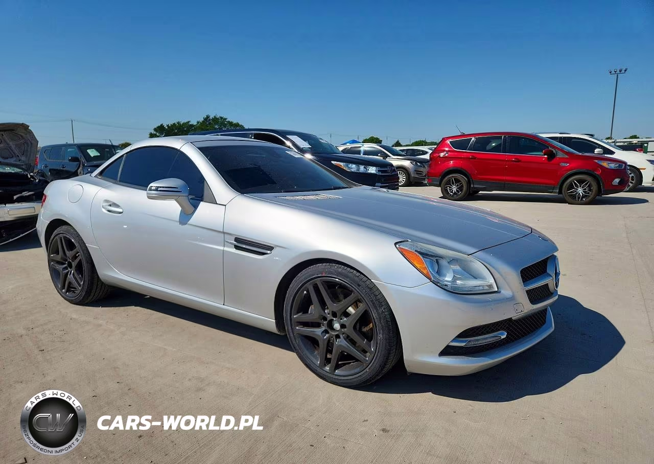2012 Mercedes-Benz Slk 350 VIN:WDDPK5HA5CF040407 - 4