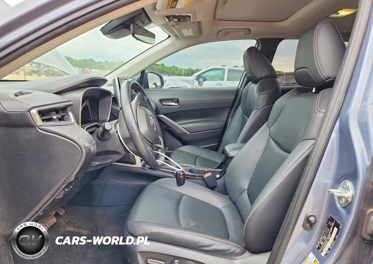 2023 Toyota Corolla Cross Xle VIN:7MUDAABG9PV050049 - 7