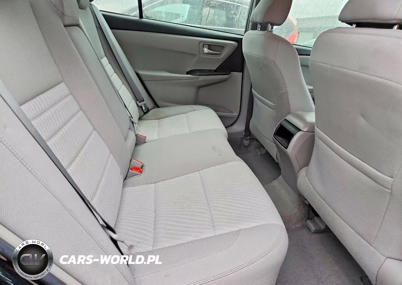 2017 Toyota Camry Le VIN:4T1BF1FK8HU283785 - 10