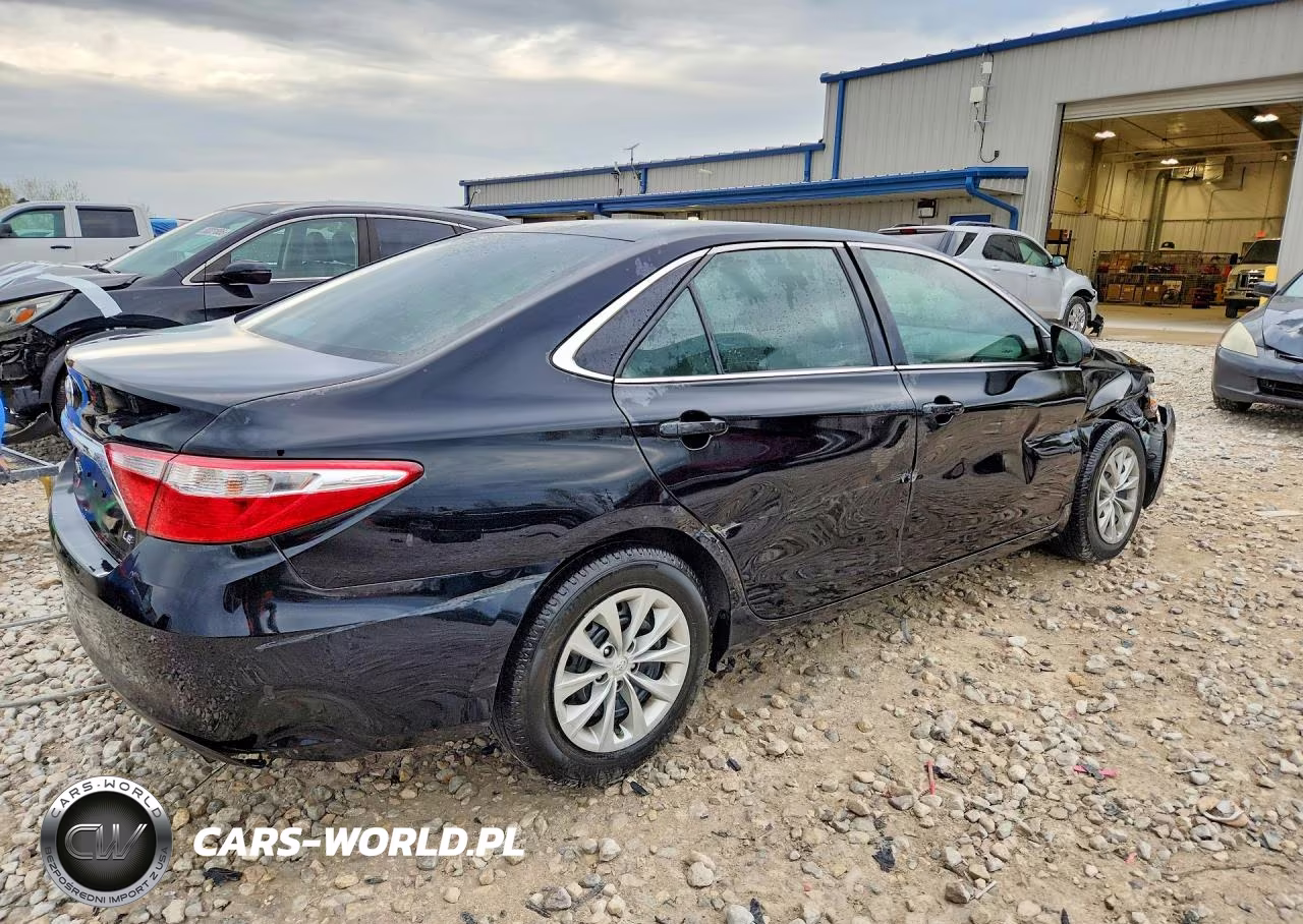 2017 Toyota Camry Le VIN:4T1BF1FK8HU283785 - 3