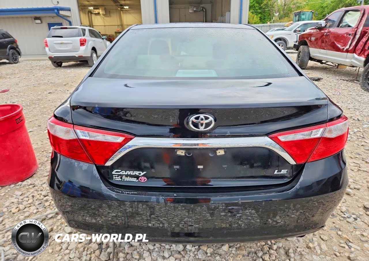 2017 Toyota Camry Le VIN:4T1BF1FK8HU283785 - 6