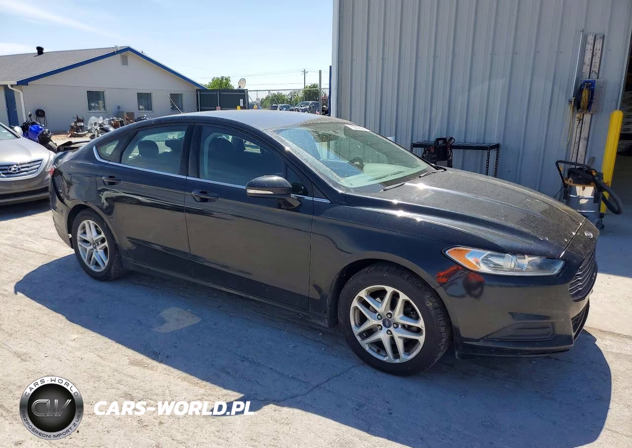2014 Ford Fusion Se VIN:1FA6P0HDXE5354847 - 4