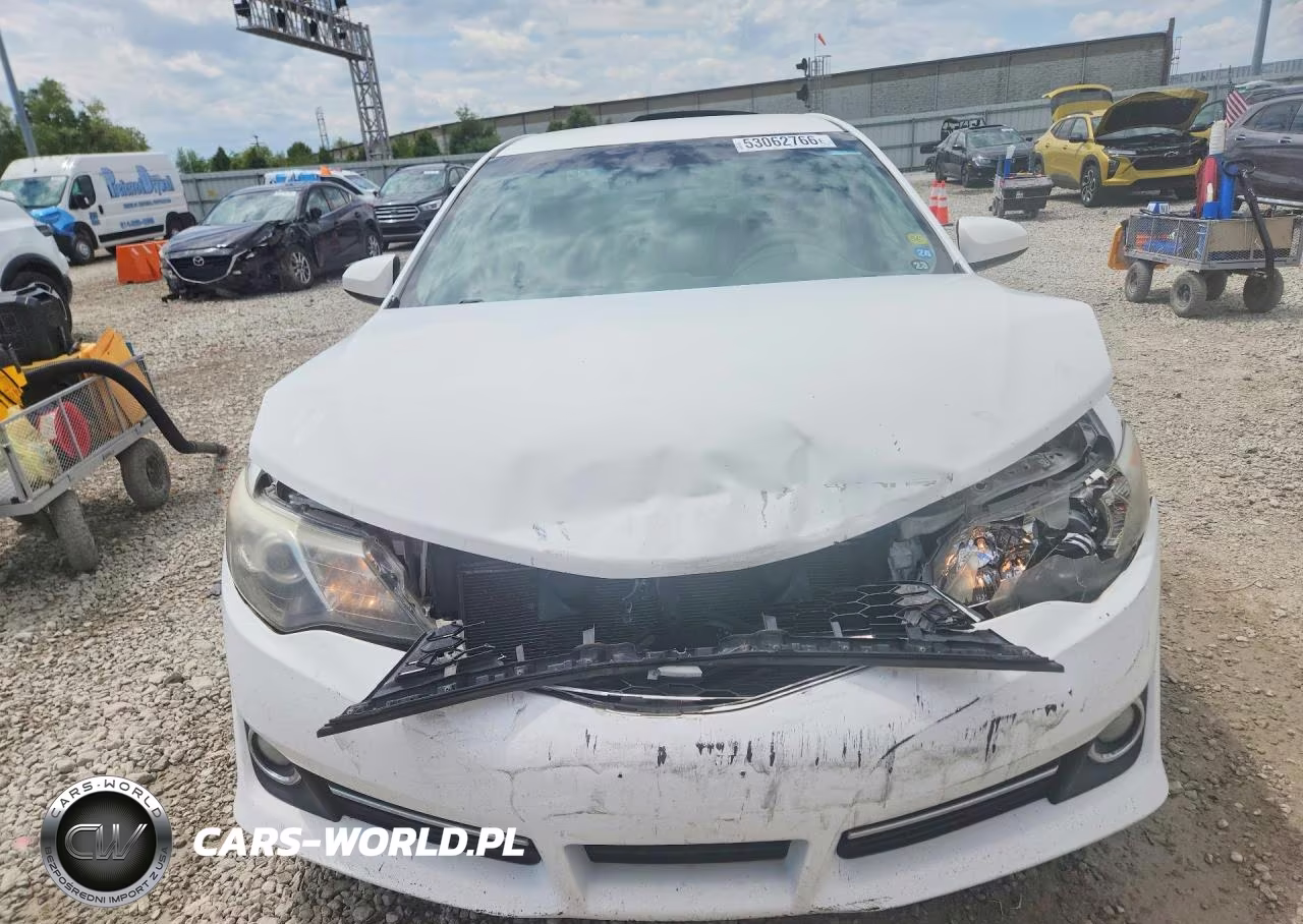 2014 Toyota Camry Se VIN:4T1BF1FK3EU751479 - 5