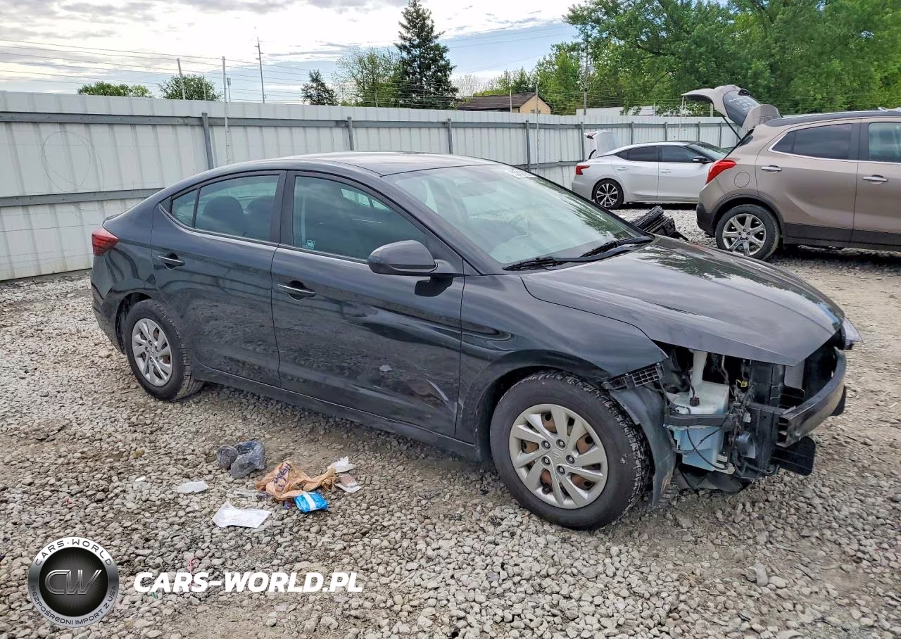 2019 Hyundai Elantra Se VIN:KMHD74LFXKU758679 - 4