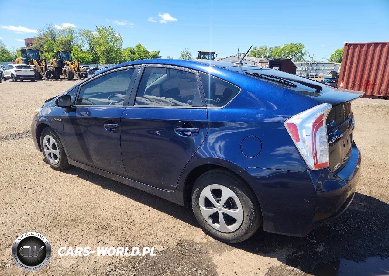 2014 Toyota Prius Three VIN:JTDKN3DU8E1834494 - 2