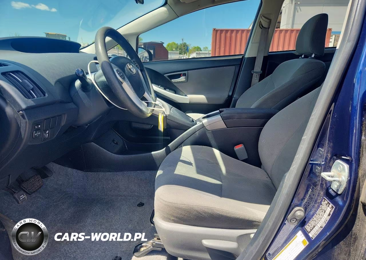 2014 Toyota Prius Three VIN:JTDKN3DU8E1834494 - 7