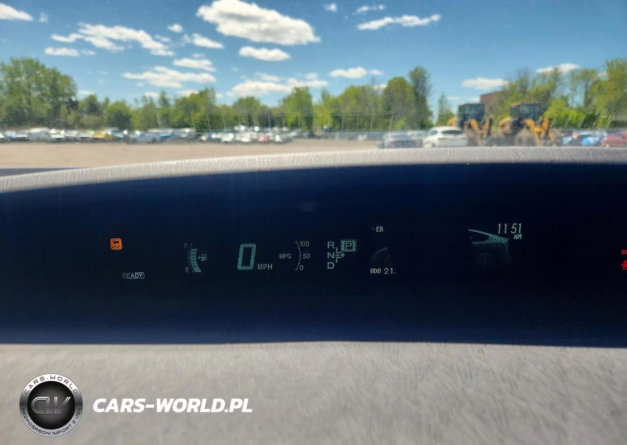 2014 Toyota Prius Three VIN:JTDKN3DU8E1834494 - 9