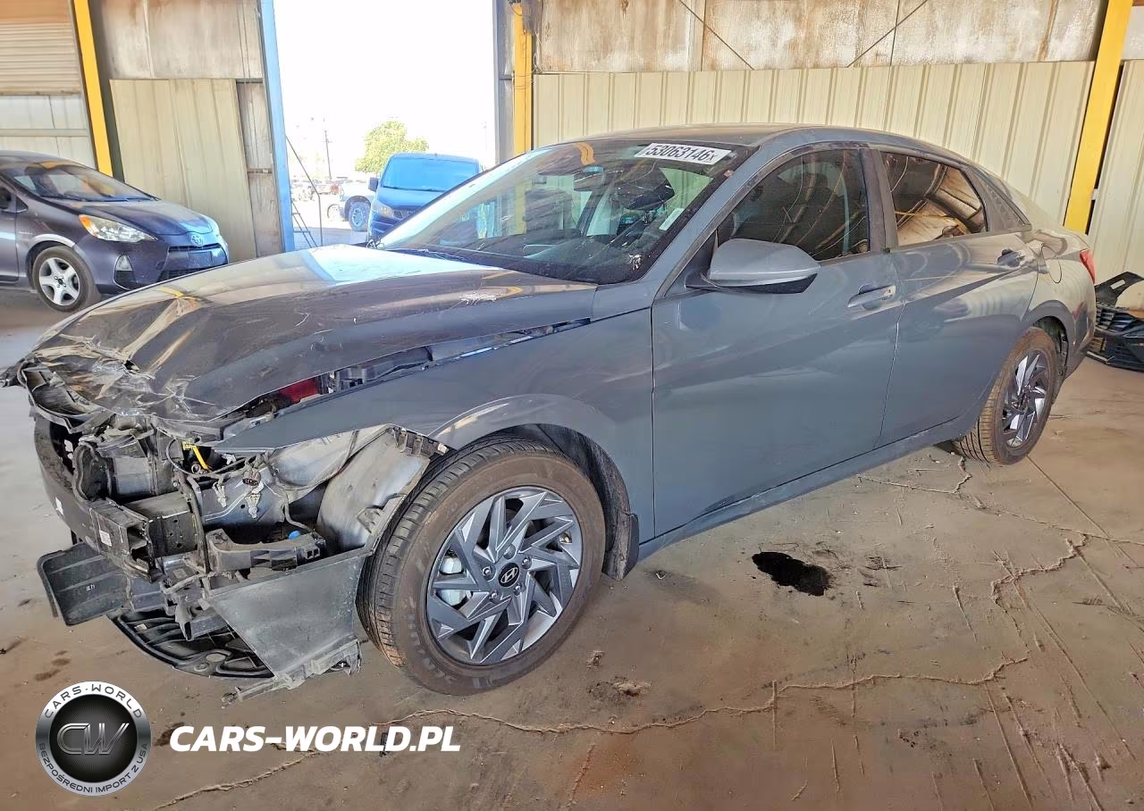 2024 Hyundai Elantra Blue – zdjęcie 1 z 13