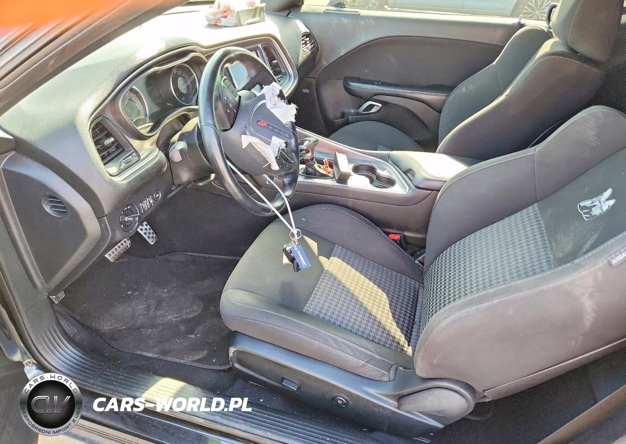 2020 Dodge Challenger R VIN:2C3CDZFJ2LH139198 - 7