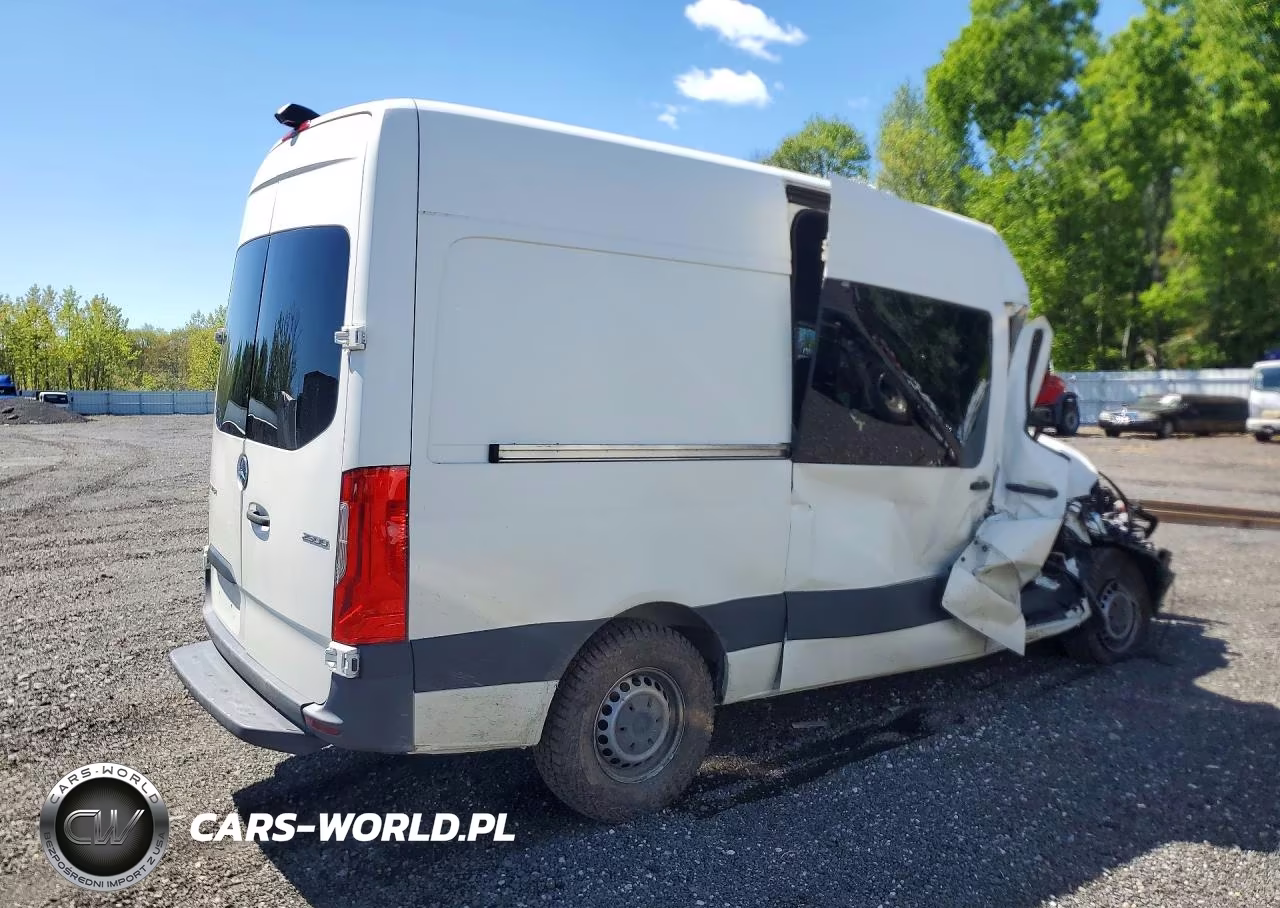 2020 Mercedes Benz Esprinter 2500 Delivery Van VIN:W1W4EBHY5LT036914 - 3