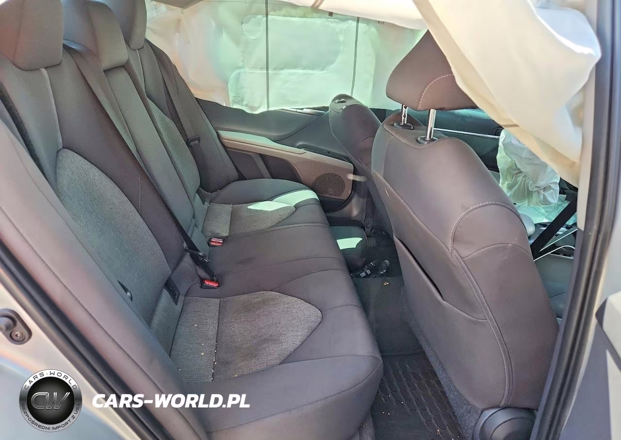 2021 Toyota Camry Le VIN:4T1C11BK1MU036577 - 10
