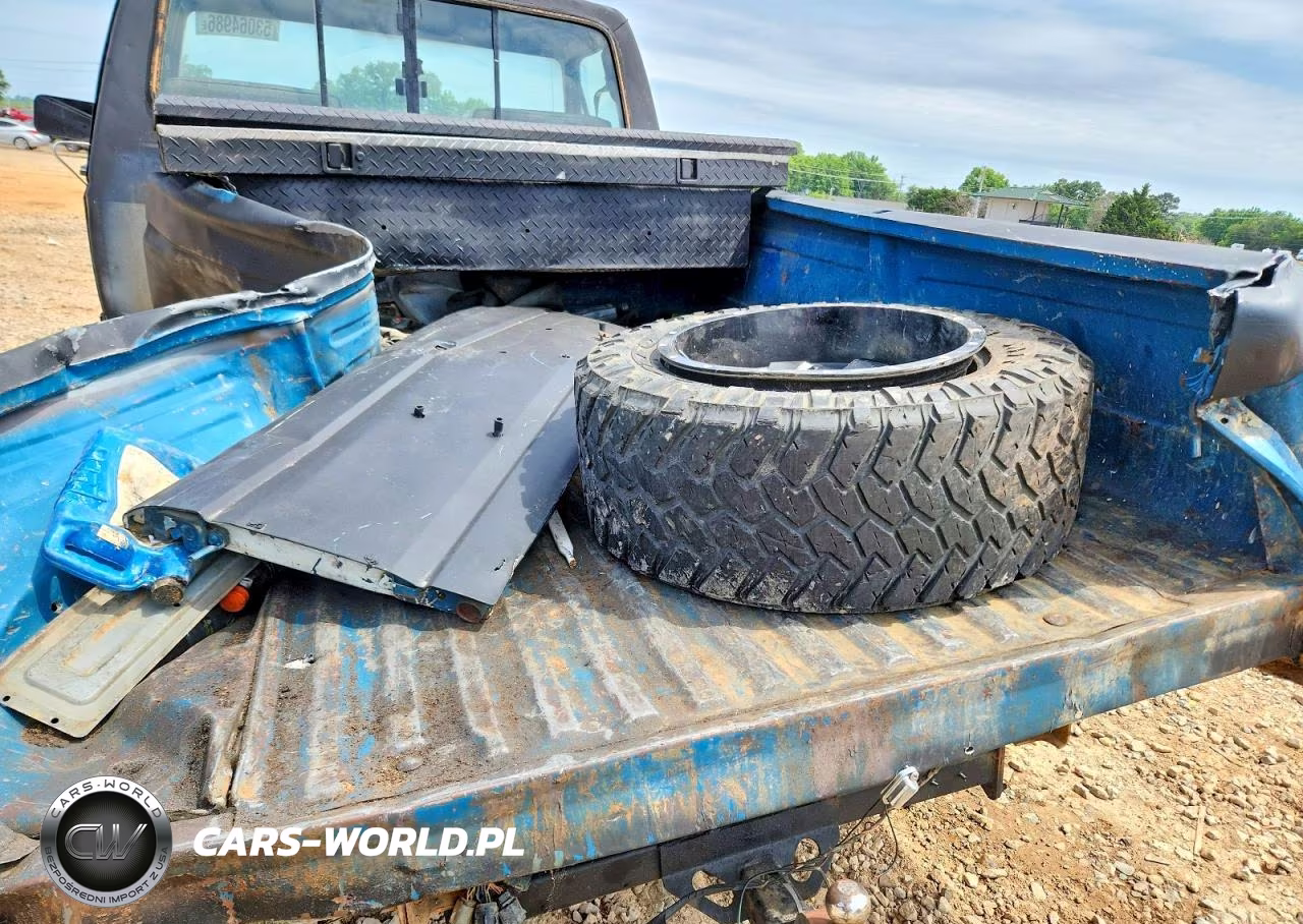 1986 Ford F250 VIN:1FTEF26N7GNB45021 - 12